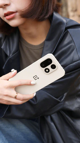 OnePlus 15 Sand Storm via TechKard