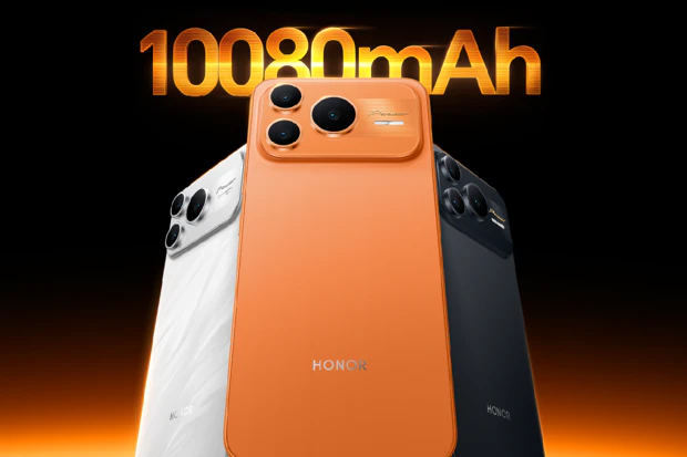 Achterkant van de Honor Power 2 in oranje uitvoering met camera-eiland dat lijkt op de iPhone 17 Pro