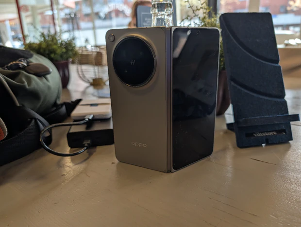 Oppo Find N6 with retailbox