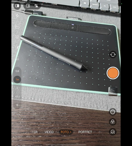 Screenshot Oppo Find N6 camera-app en galerij