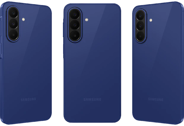 Blaues Samsung Galaxy A27 von hinten aus drei verschiedenen Blickwinkeln Blaues Samsung Galaxy A27 von hinten aus drei verschiedenen Blickwinkeln