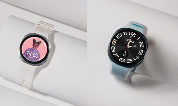 Samsung Galaxy Watch 9 40mm on the left and 44mm on the right Samsung Galaxy Watch 9 40mm on the left and 44mm on the right