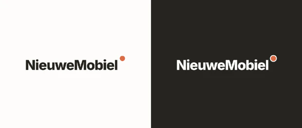 Logo NieuweMobiel.NL in lichte (links) en donkere modus (rechts)
