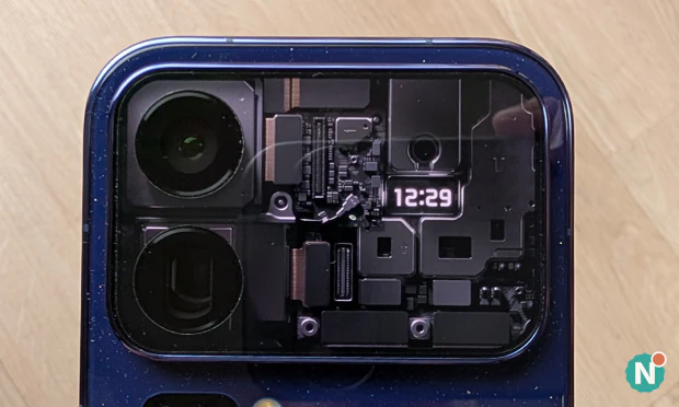 Features of the rear screen of the Xiaomi 18 Pro