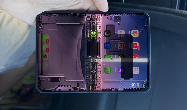 Apple iPhone Duo gebroken scherm met overlay van binnenkant