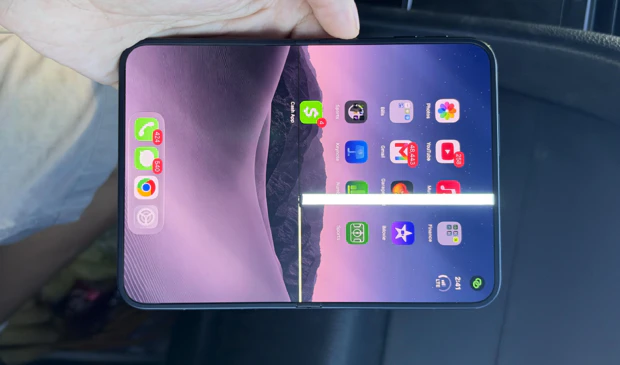 Apple iPhone Duo gebroken scherm met overlay van binnenkant