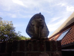 1600x1200 b right side ness 1