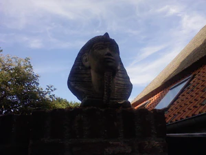 1600x1200 b right side ness 0