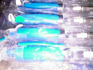 1600x1200 flash macro 01