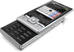 T715 box opened galaxy silver 01