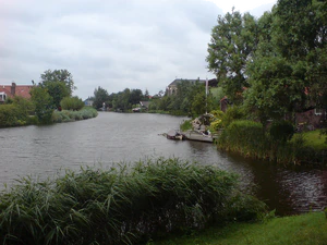 2048x1536 comparison review kg920 n73 n93 K800i Sony Ericsson k800i 06