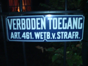 2048x1536 night flash 03