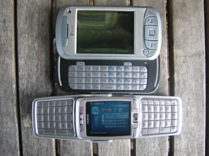 comparison e70 TyTN 08