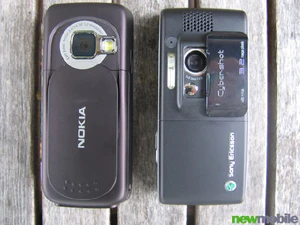 comparison K800i n73 02