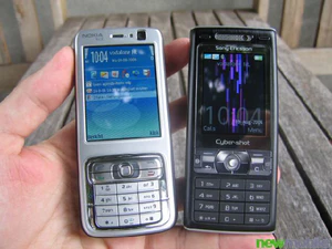 comparison k800i N73 04