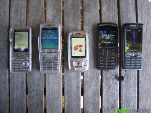 comparison kg920 E70 z400 x820 k800i 02