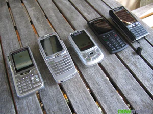 comparison kg920 e70 z400 x820 K800i 04