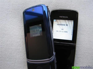 comparison KRZR 8800 sirocco 06