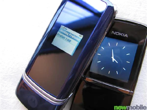 comparison KRZR 8800 sirocco 07