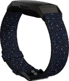 Fitbit Charge 4 Special Edition azul lado izquierdo abajo aslant