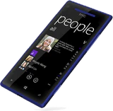 HTC Windows Phone 8X schuin voorkant