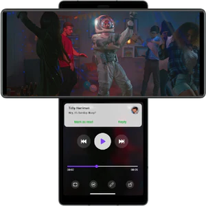 LG Wing front Åbnet