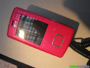LG KG800 Pink Edition 08