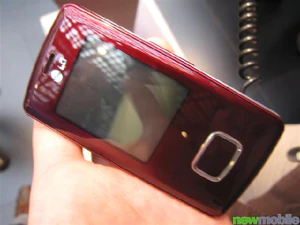 LG KG800 Red Wine Edition 06