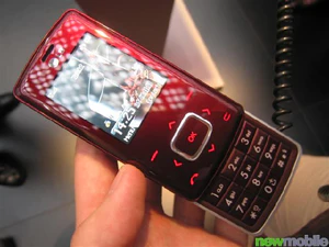 LG KG800 Red Wine Edition 07