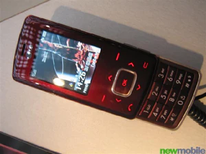 LG KG800 Red Wine Edition 11