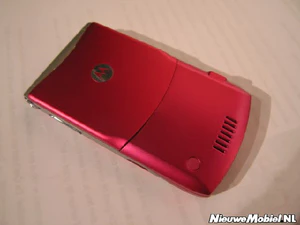 Motorola v3 RAZR pink 18
