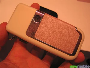 Nokia 7360 pink 03