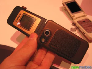 Nokia 7390 03