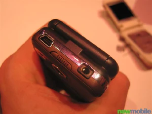 Nokia 7390 09