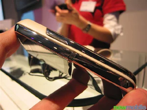 Nokia 8800 Sirocco Edition 04