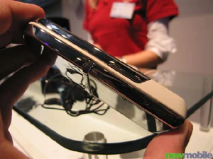 Nokia 8800 Sirocco Edition 05