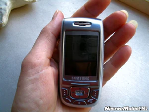 Samsung D500 11