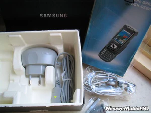 Samsung D500 8