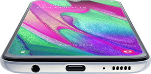 Samsung Galaxy A40 wit onderkant schuin