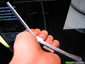 Samsung D830 Silver Edition 1