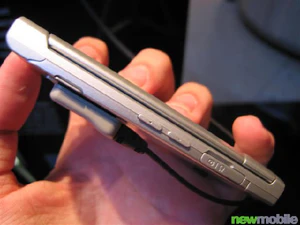 Samsung D830 Silver Edition 10