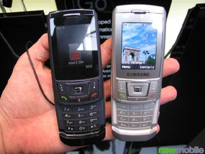 Samsung D900 Blue Edition 1