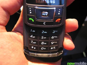 Samsung D900 Blue Edition 14