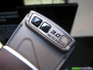 Samsung D900 Silver Edition 13