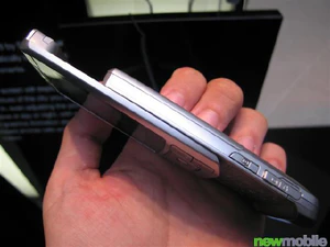 Samsung D900 Silver Edition 2