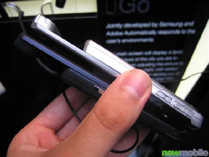 Samsung D900 Silver Edition 21