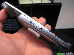 Samsung D900 Silver Edition 4