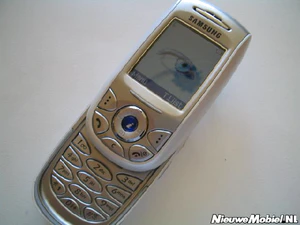 Samsung E800 4