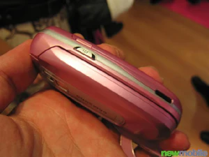 Samsung X650 Pink Ribbon Edition 09