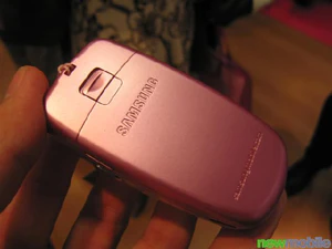 Samsung X650 Pink Ribbon Edition 10
